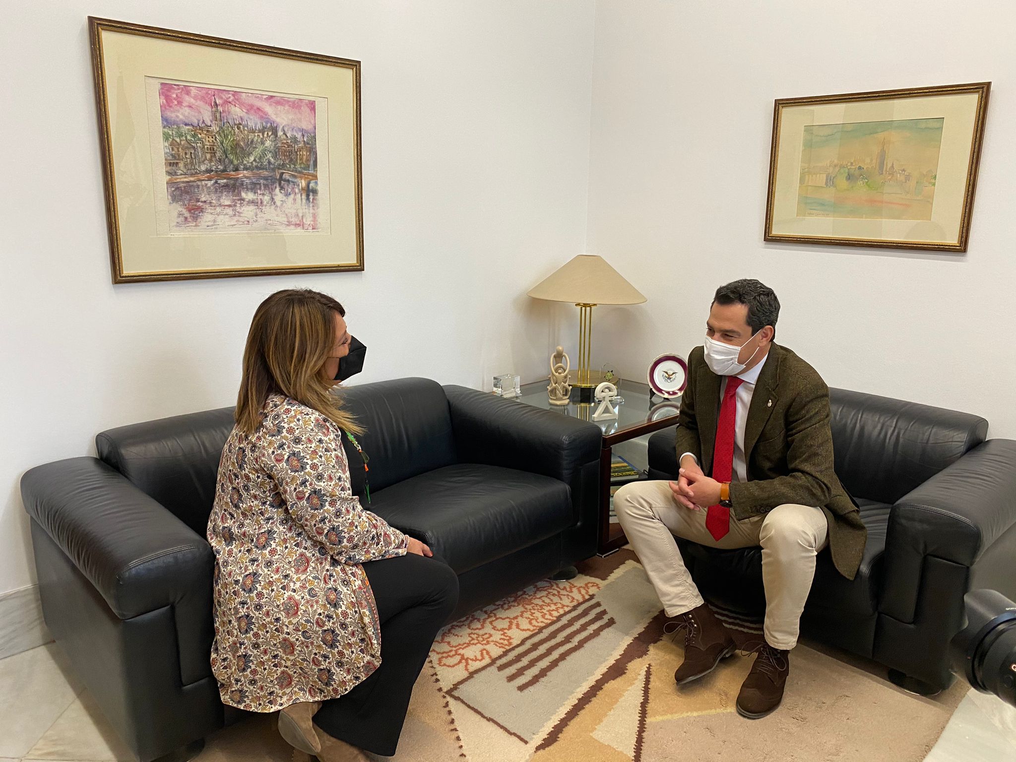 La alcaldesa de Puerto Real impulsa una respuesta político-social única ante el posible cierre de Airbus La alcaldesa de Puerto Real impulsa una respuesta político-social única ante el posible cierre de Airbus