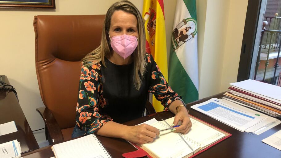 ANTONIA ANTEQUERA
