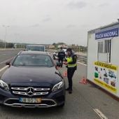 Control policial en la frontera entre España y Portugal