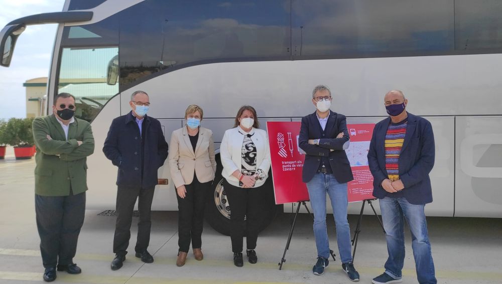 Presentación del servicio gratuito de transporte hasta La Ciudad de la Luz 
