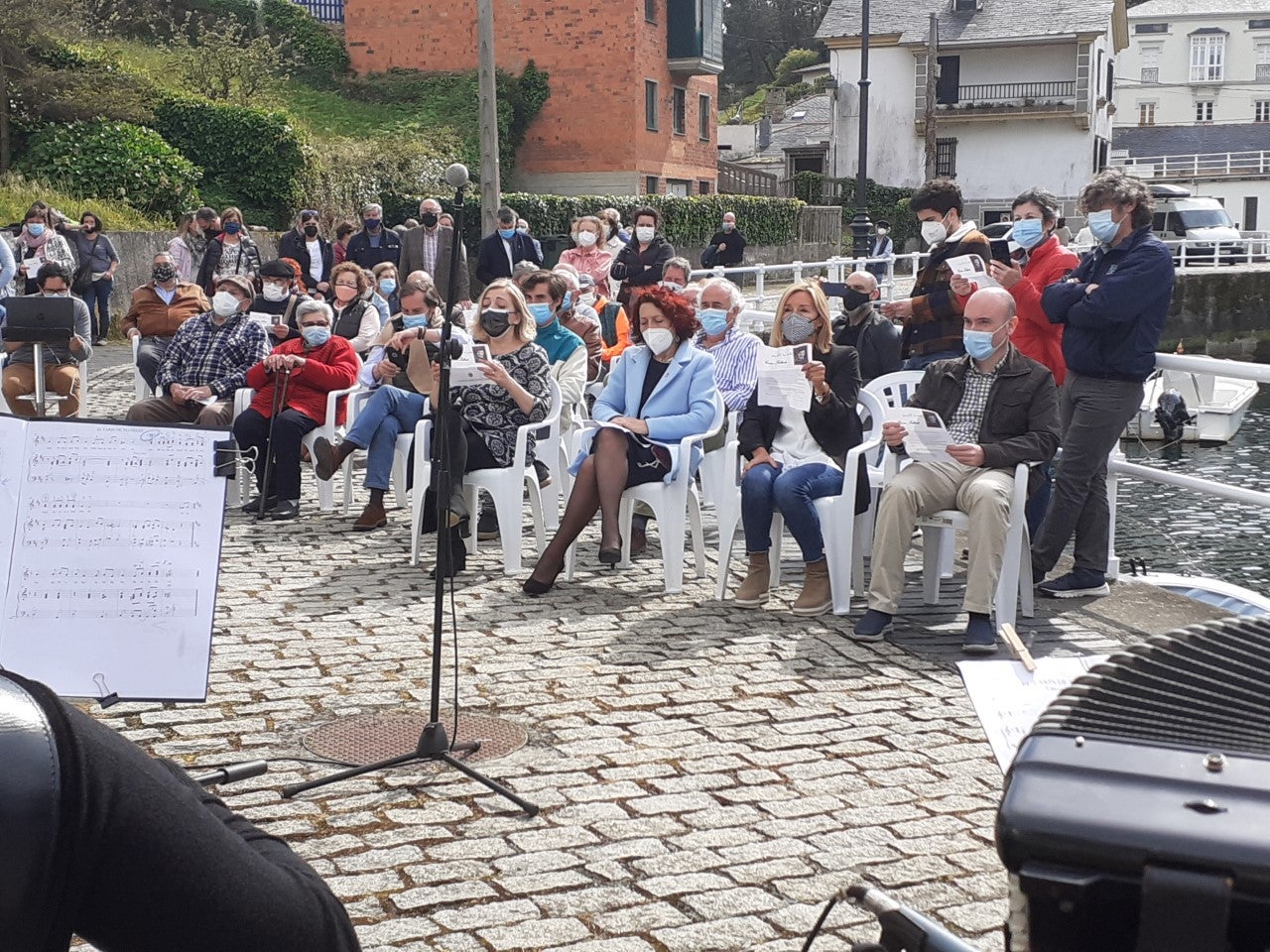 Begoña Tellado, “un día muy especial” definió a su madre como ”una trabajadora infatigable cuya única meta fue siempre acercarse siempre a la gente e intentar hacer felices a todos aquellos que leían una novela suya. Begoña Tellado, “un día muy especial” definió a su madre como ”una trabajadora infatigable cuya única meta fue siempre acercarse siempre a la gente e intentar hacer felices a todos aquellos que leían una novela suya.