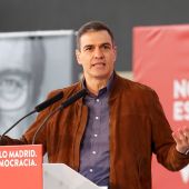 Pedro Sánchez, participa en un acto de campaña del PSOE para apoyar al candidato socialista a la Comunidad de Madrid, Ángel Gabilondo, en Getafe