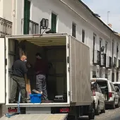 Los cuadrados del convento fueron trasladados por un camión fuera de Almagro Los cuadrados del convento fueron trasladados por un camión fuera de Almagro
