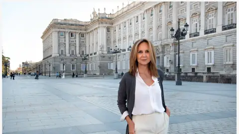 María Dueñas María Dueñas