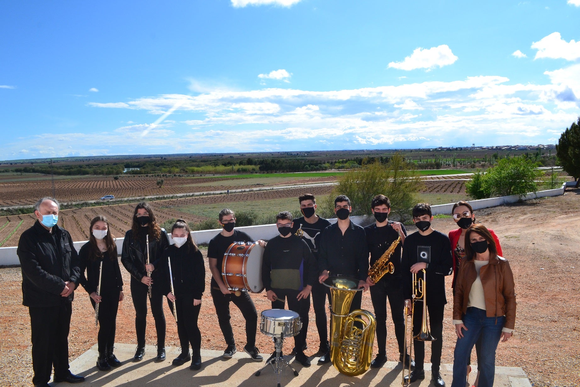Miguel Esteban ensalza el valor de los libros con lecturas al aire libre Miguel Esteban ensalza el valor de los libros con lecturas al aire libre