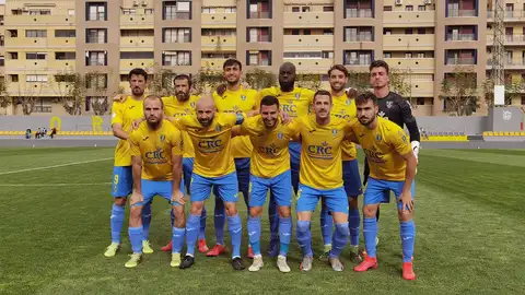 El Orihuela no puede pasar del empate a cero ante el Prat pese a gozar de muchas ocasiones claras de gol futbol