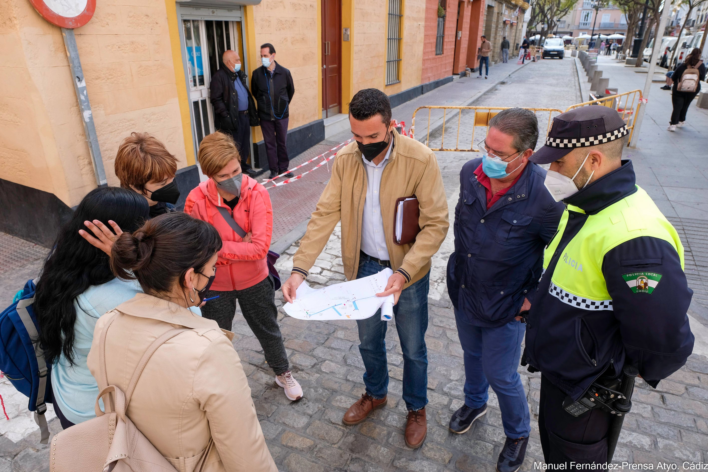 Cádiz mejorará los accesos e itinerarios escolares de los colegios Carlos III y Celestino Mutis Cádiz mejorará los accesos e itinerarios escolares de los colegios Carlos III y Celestino Mutis