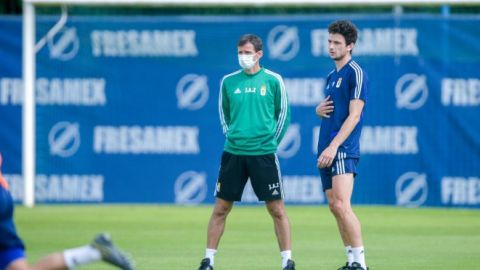 Borja S&aacute;nchez y Ziganda en un entrenamiento del Real Oviedo