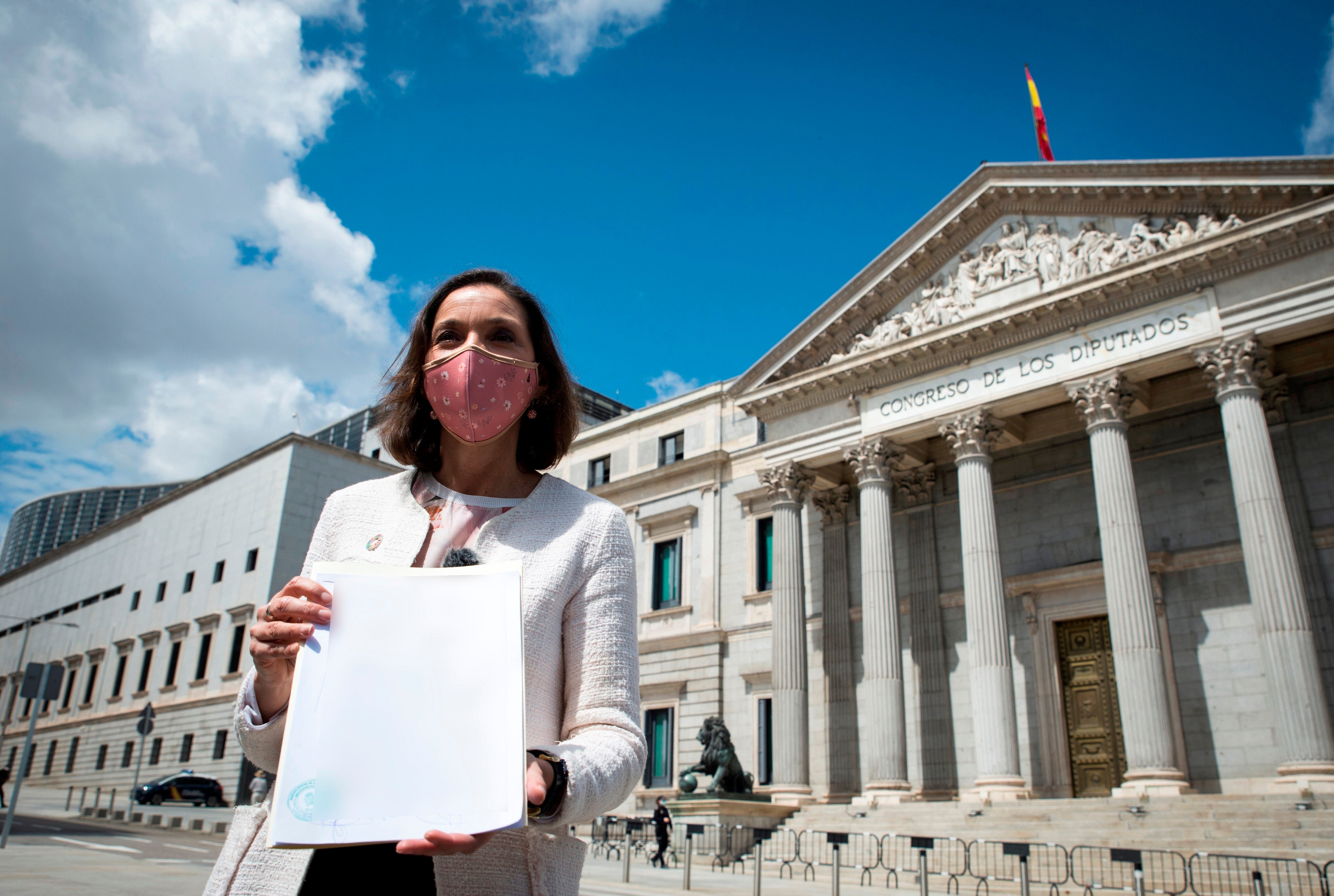 Los titulares de hoy recogen la amenaza recibida por la socialista Reyes Maroto Los titulares de hoy recogen la amenaza recibida por la socialista Reyes Maroto