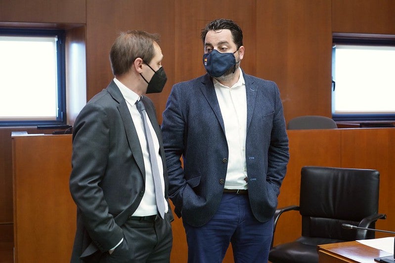 La campaña electoral en Madrid crispa el debate en Aragón La campaña electoral en Madrid crispa el debate en Aragón