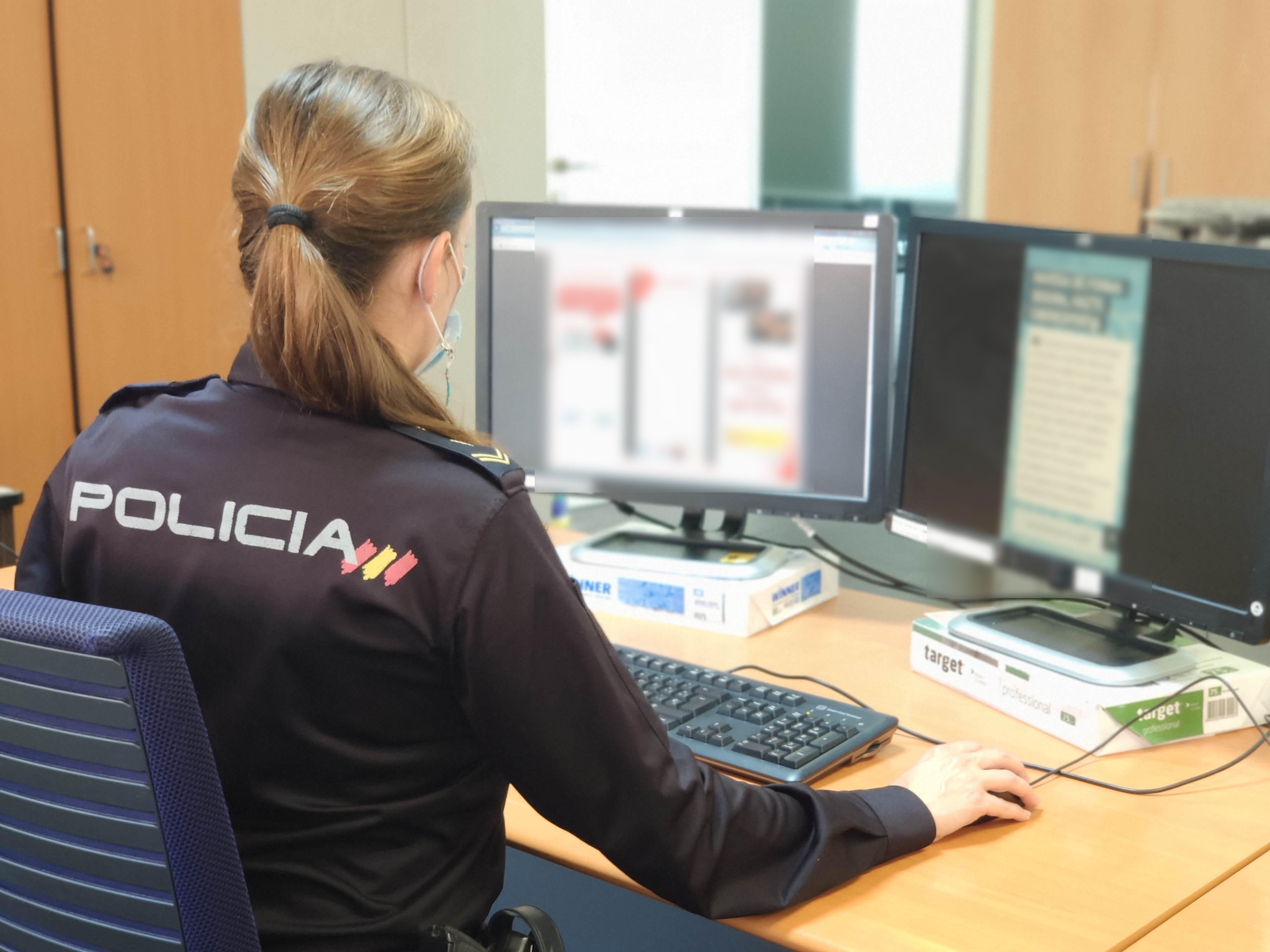 Detenido en Alicante por usurpar la identidad de 25 personas y estafar 79.000 euros Detenido en Alicante por usurpar la identidad de 25 personas y estafar 79.000 euros