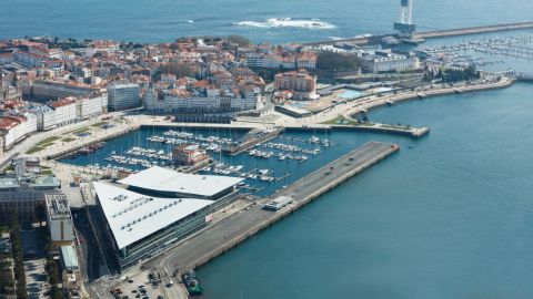 Vista aérea del puerto de A Coruña