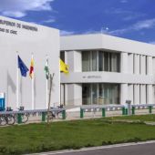 Edificio de la Escuela Superior de Ingeniería de la UCA