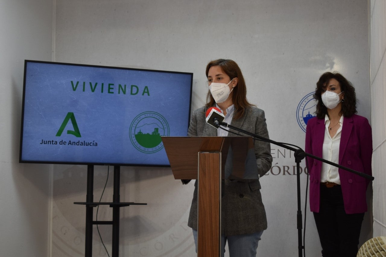 La Junta inicia obras en 19 viviendas de Priego de Córdoba para construir rampas La Junta inicia obras en 19 viviendas de Priego de Córdoba para construir rampas