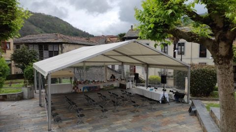 Carpa central de la Semana del Libro 
