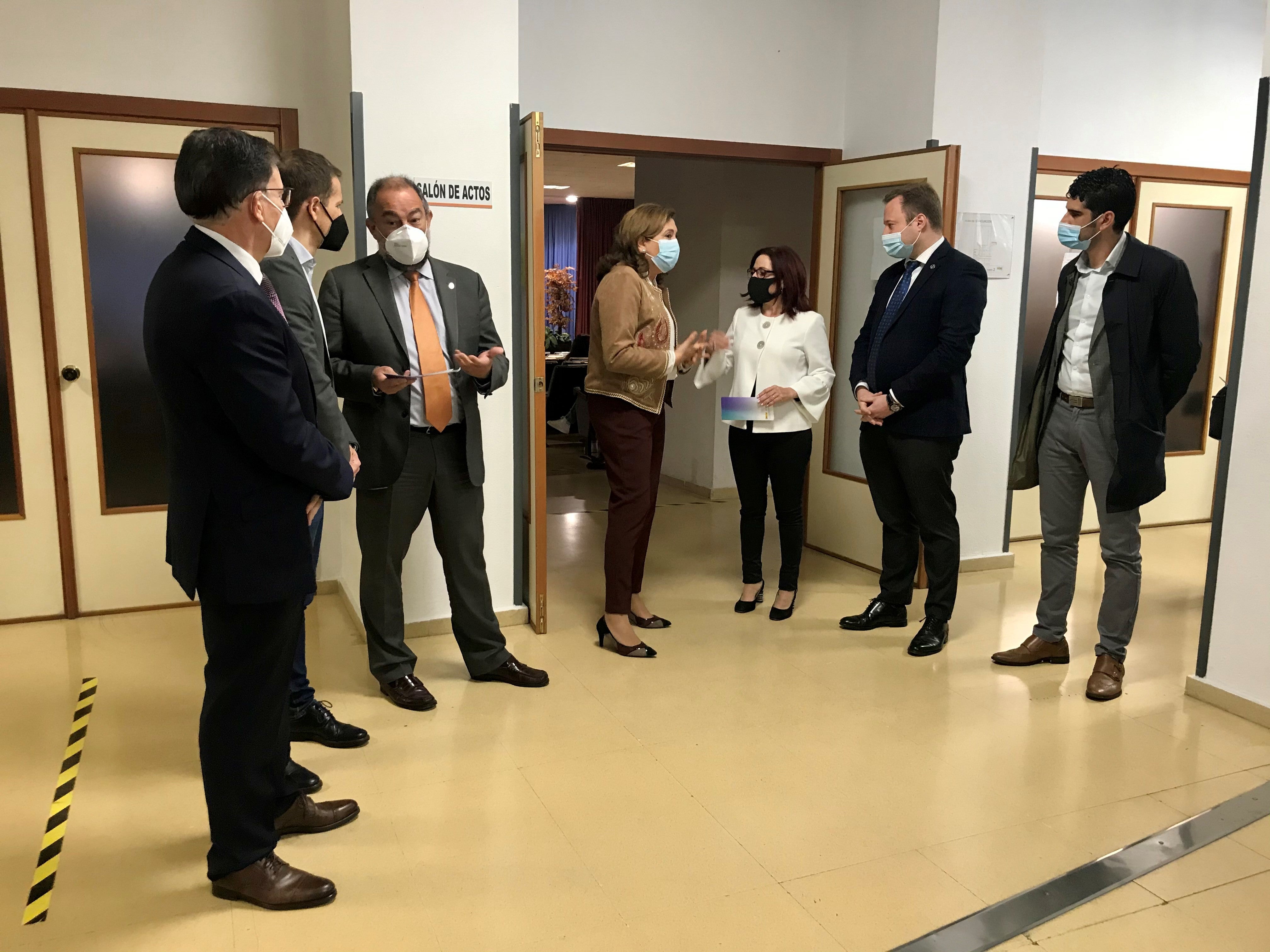 El programa de divulgación científica del Teatro Circo cambia de formato y pasa a las entrevistas telemáticas El programa de divulgación científica del Teatro Circo cambia de formato y pasa a las entrevistas telemáticas