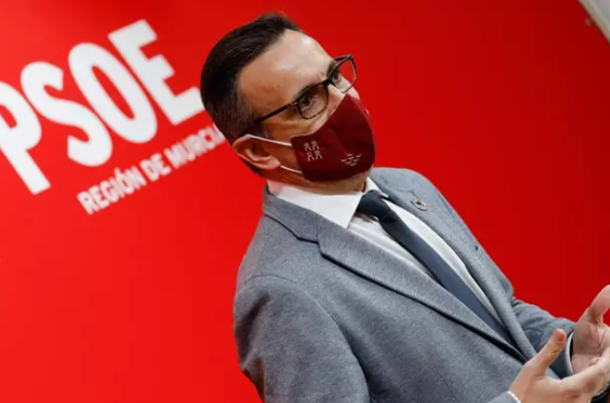 Conesa da un paso al lado y renuncia a la reelección como secretario general del PSRM-PSOE Conesa da un paso al lado y renuncia a la reelección como secretario general del PSRM-PSOE