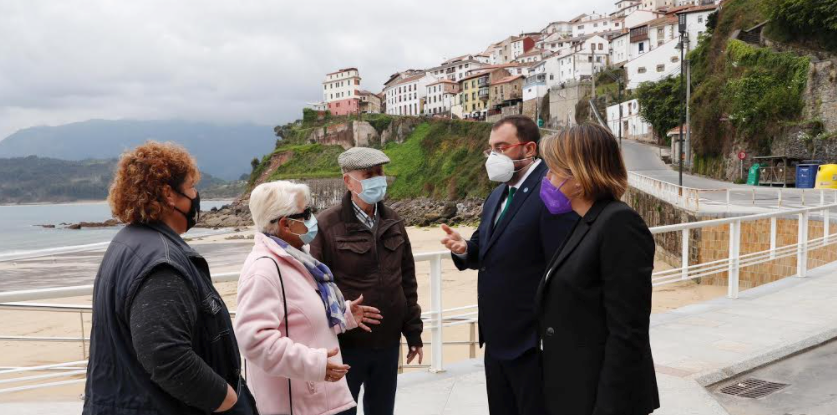 Adrián Barbón:"Entre 2021 y 2022 se invertirán más de cuatro millones de euros en el puerto de Lastres" Adrián Barbón:"Entre 2021 y 2022 se invertirán más de cuatro millones de euros en el puerto de Lastres"