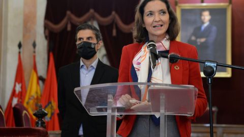 Reyes Maroto en el Ayuntamiento de Alcal&aacute; de Henares