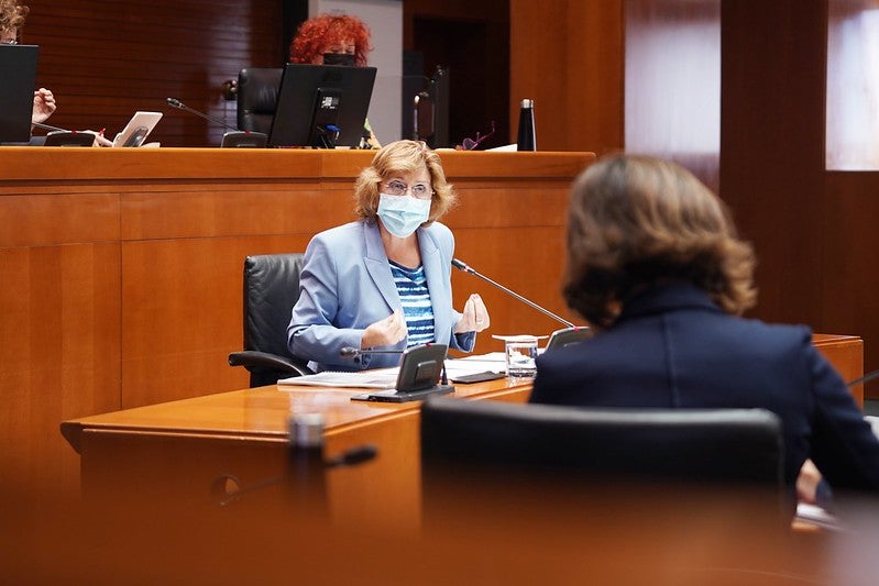 El teléfono de atención al mayor sigue recibiendo 300 llamadas mensuales El teléfono de atención al mayor sigue recibiendo 300 llamadas mensuales