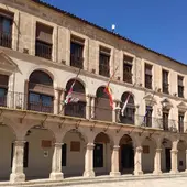 Imagen de la fachada del Ayuntamiento de Villanueva de los Infantes Imagen de la fachada del Ayuntamiento de Villanueva de los Infantes