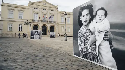 FIFCYL homenajea al fotógrafo palentino Álvaro de Castro Cea con una exposición en la plaza Mayor y una conversación este viernes acerca de su obra Cultura
