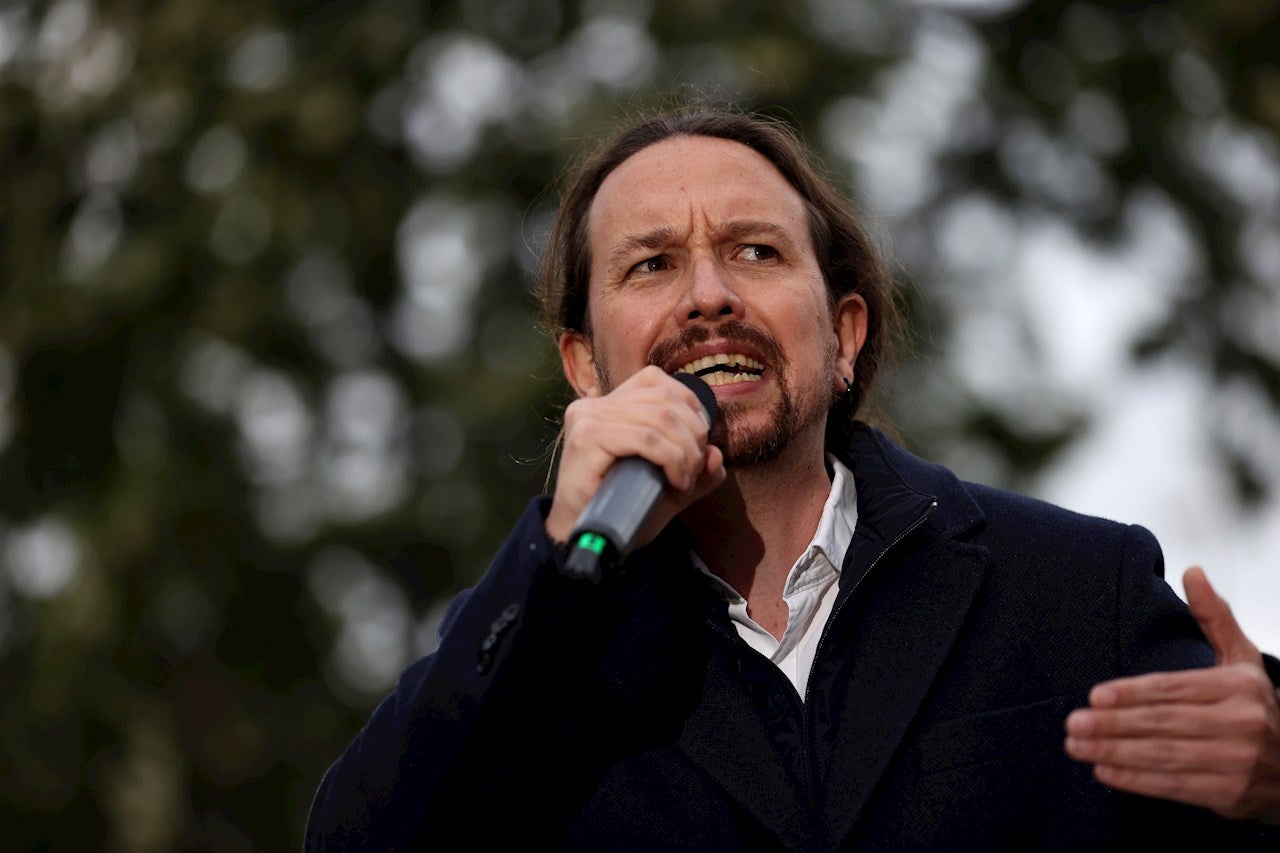 Pablo Iglesias quiere desembarcar en la televisión y se acerca a Roures para perfilar su nueva vida tras la política Pablo Iglesias quiere desembarcar en la televisión y se acerca a Roures para perfilar su nueva vida tras la política