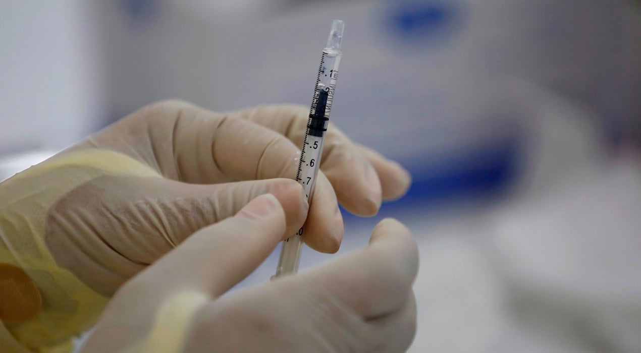 BioNTech solicitará a la EMA autorizar el uso de su vacuna en niños mayores de 12 años BioNTech solicitará a la EMA autorizar el uso de su vacuna en niños mayores de 12 años