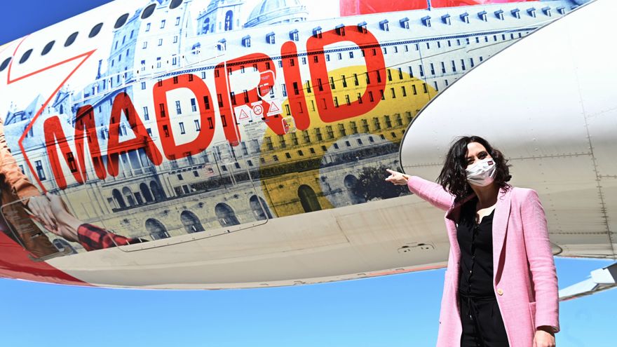 La Junta Electoral abre expedientes sancionadores a Ayuso por hacer campaña en dos actos La Junta Electoral abre expedientes sancionadores a Ayuso por hacer campaña en dos actos