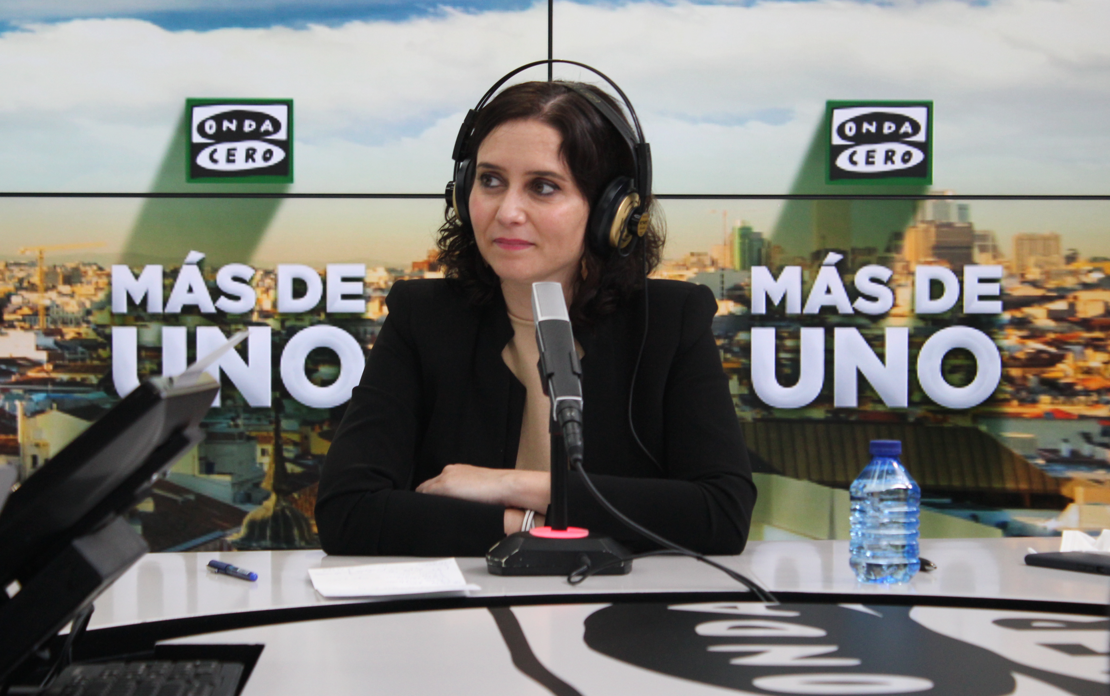 Las preguntas de Amón: "¿Se puede vivir en una democracia plena y no ser libre a la vez?" Las preguntas de Amón: "¿Se puede vivir en una democracia plena y no ser libre a la vez?"