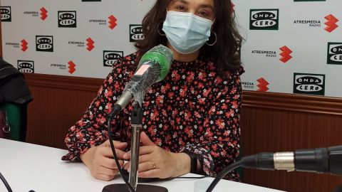Pilar Zamora en los estudios de Onda Cero Ciudad Real Pilar Zamora en los estudios de Onda Cero Ciudad Real