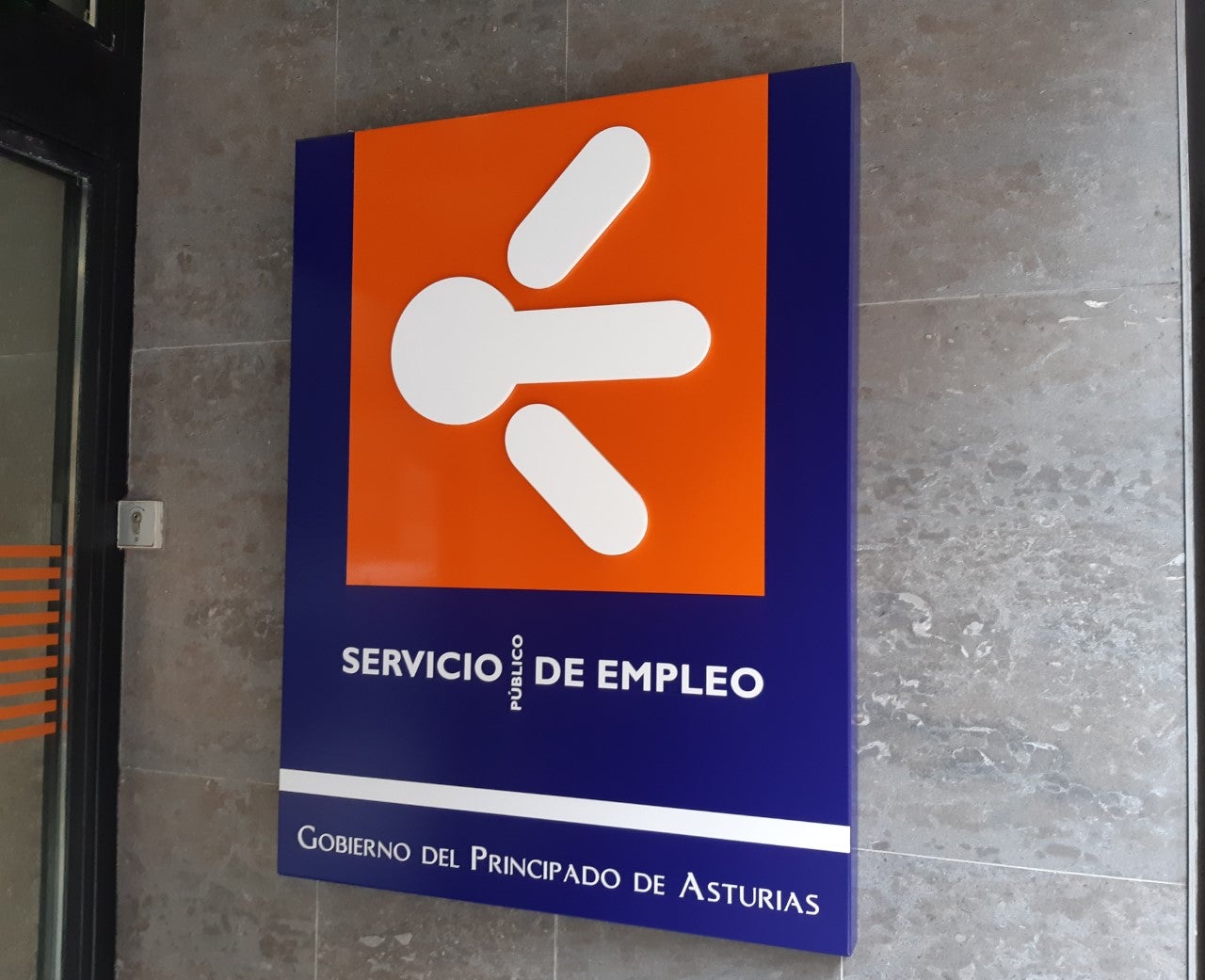 EPA: 3.000 empleos menos que en enero pero 2.100 más que hace un año EPA: 3.000 empleos menos que en enero pero 2.100 más que hace un año