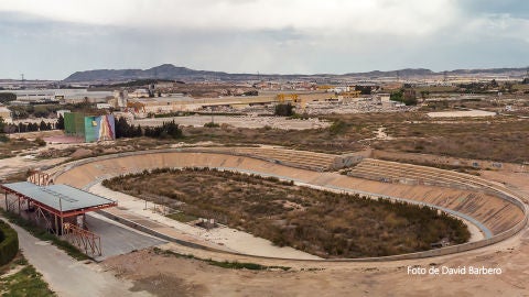 El vel&oacute;dromo de Novelda reanuda las obras para su finalizaci&oacute;n.