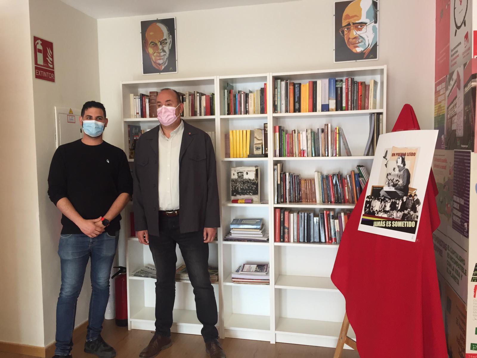 IU Valdepeñas ponen en funcionamiento una biblioteca IU Valdepeñas ponen en funcionamiento una biblioteca