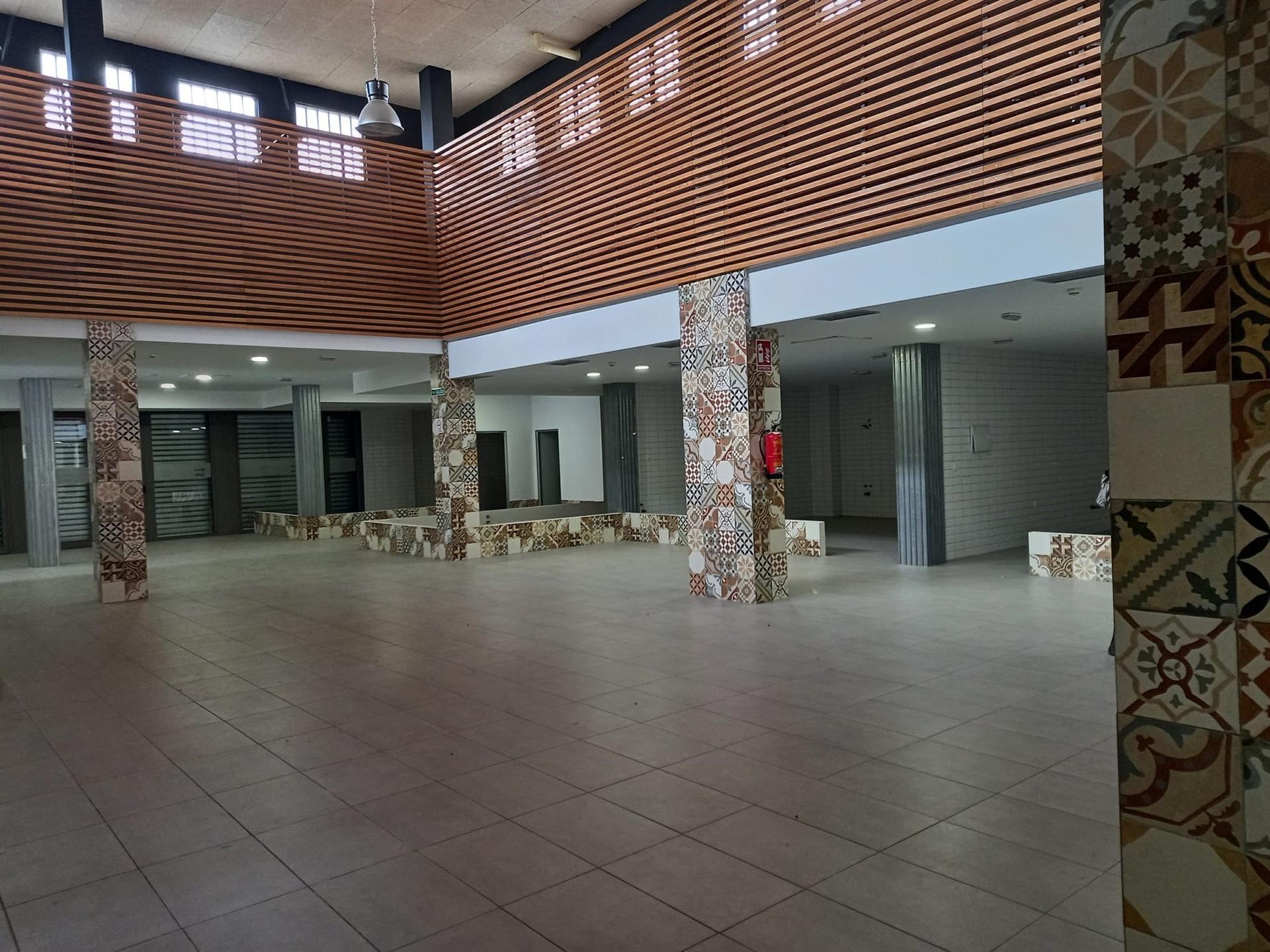 La primera planta del mercado de Ronda del Carmen de Cáceres podría estar abierta en octubre La primera planta del mercado de Ronda del Carmen de Cáceres podría estar abierta en octubre
