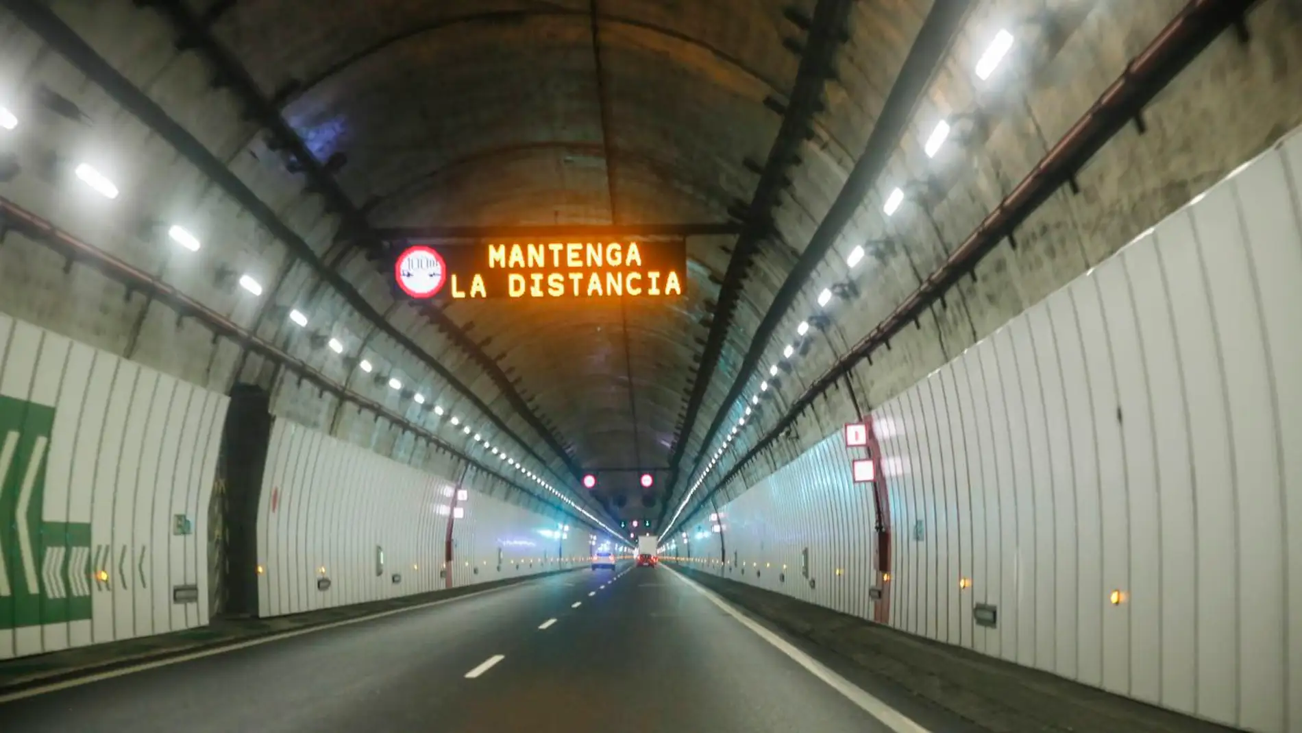 Reabierto al tráfico el túnel del Folgoso en A Cañiza