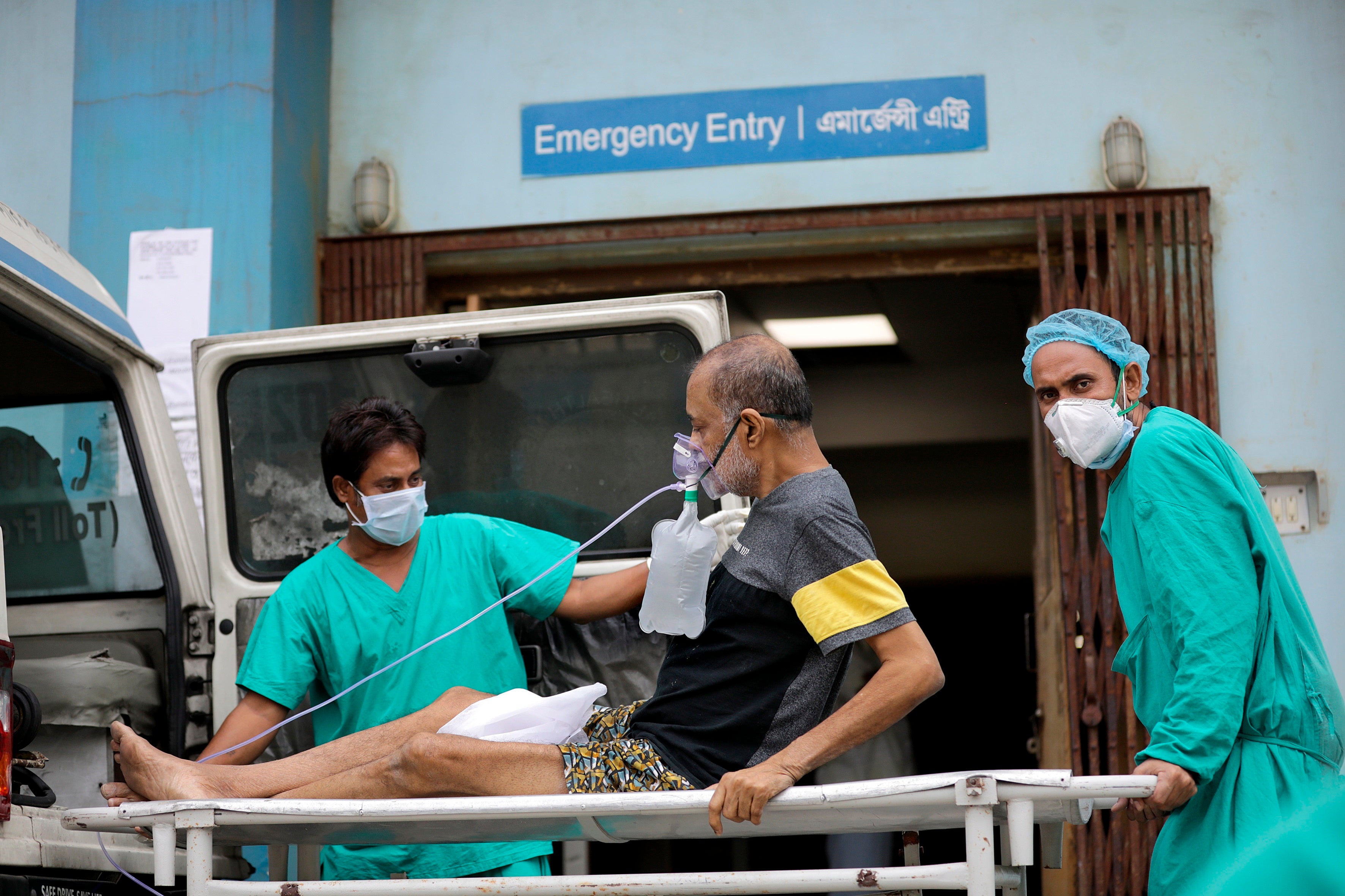Jaume Sanllorente, sobre la situación en India: "El no poder costear los gastos médicos ha provocado que la gente se esté muriendo a las puertas del hospital" Jaume Sanllorente, sobre la situación en India: "El no poder costear los gastos médicos ha provocado que la gente se esté muriendo a las puertas del hospital"
