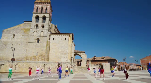 Vídeo: La Escuela de Danza "Smile" celebra el Día de la Danza con un video grabado en Paredes de Nava Vídeo: La Escuela de Danza "Smile" celebra el Día de la Danza con un video grabado en Paredes de Nava