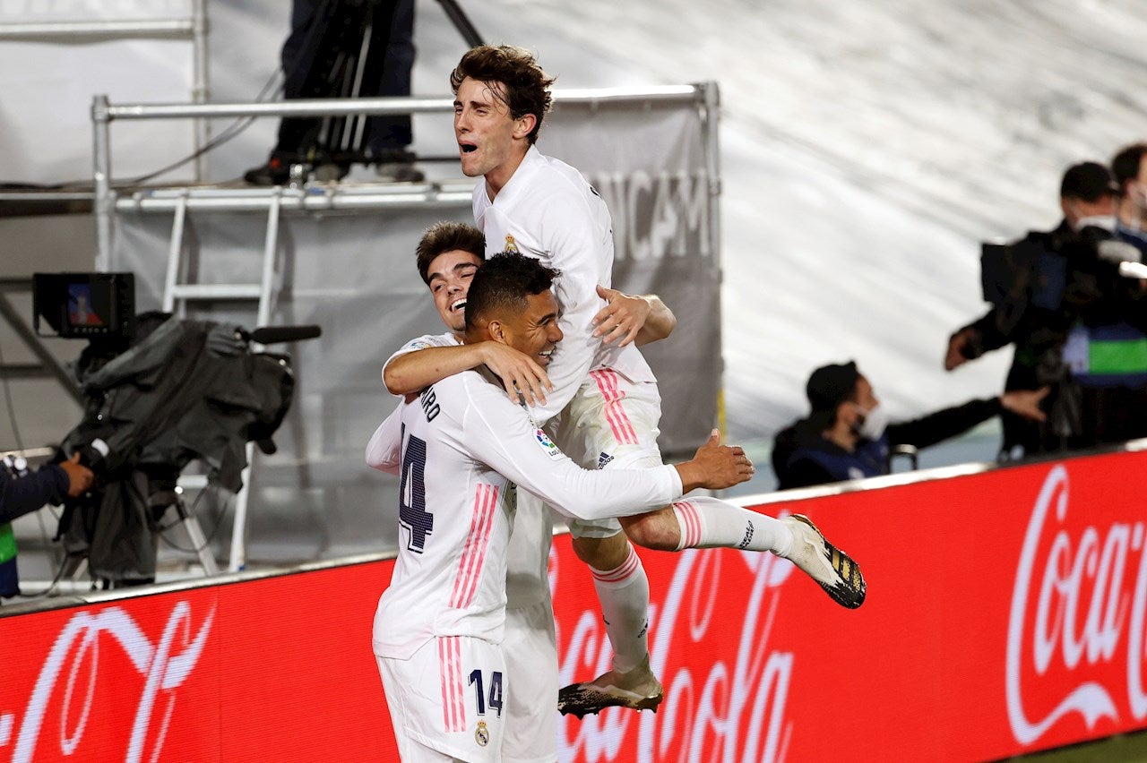 El Real Madrid gana al Osasuna por dos goles de Militao y Casemiro El Real Madrid gana al Osasuna por dos goles de Militao y Casemiro