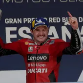 Miller reina en Jerez y Bagnaia agarra el liderato de MotoGP Miller reina en Jerez y Bagnaia agarra el liderato de MotoGP