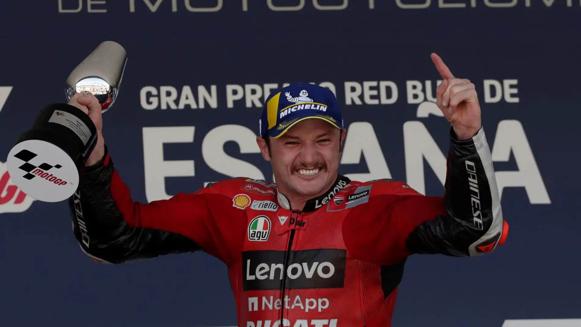 Miller reina en Jerez y Bagnaia agarra el liderato de MotoGP