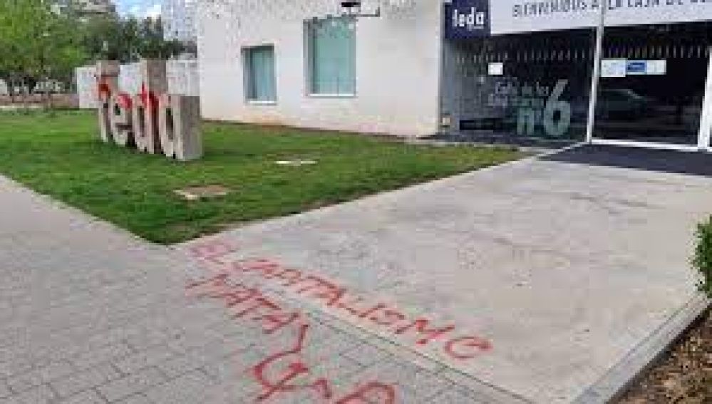 Pintadas a las puertas de Feda 