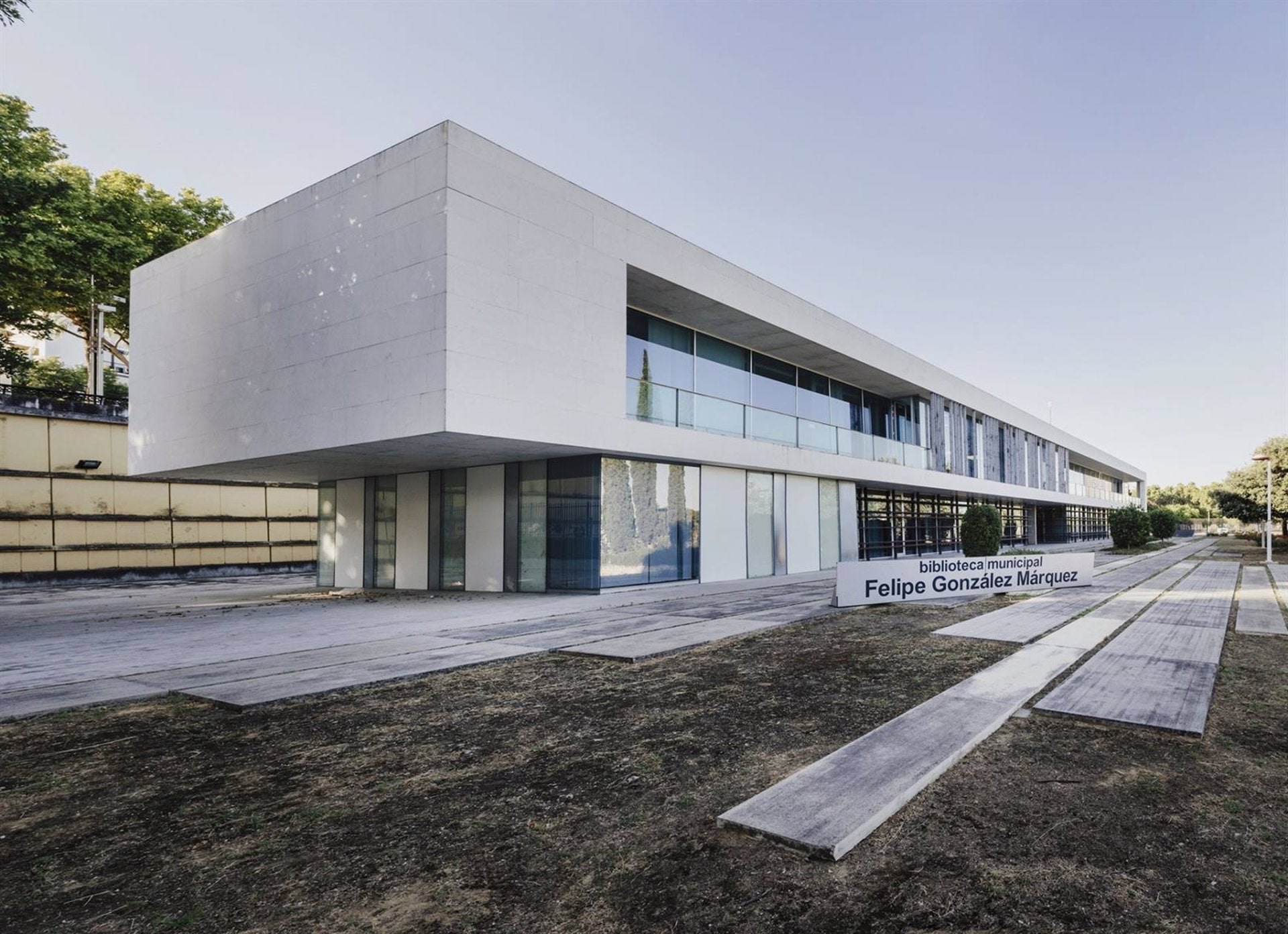 Las bibliotecas municipales de Sevilla acogen más de 70 actividades durante el mes de mayo Las bibliotecas municipales de Sevilla acogen más de 70 actividades durante el mes de mayo