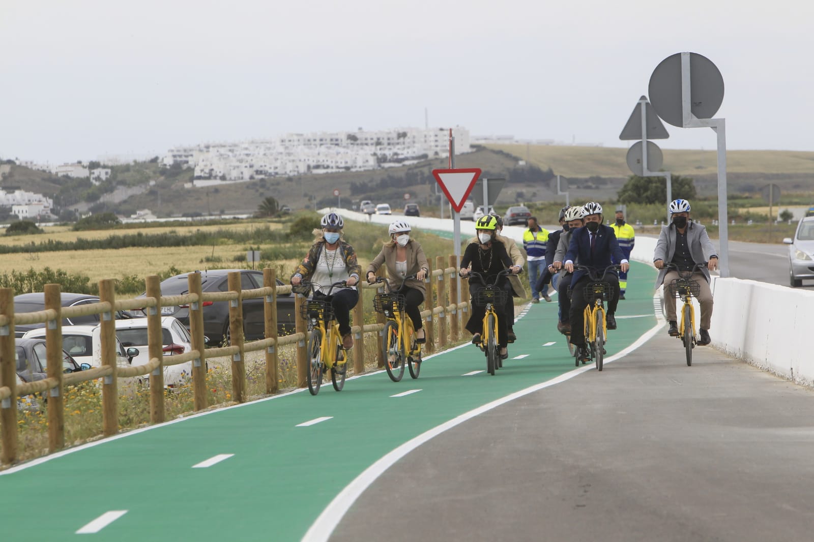Inaugurado el nuevo carril bici entre Conil y Caños de Meca Inaugurado el nuevo carril bici entre Conil y Caños de Meca