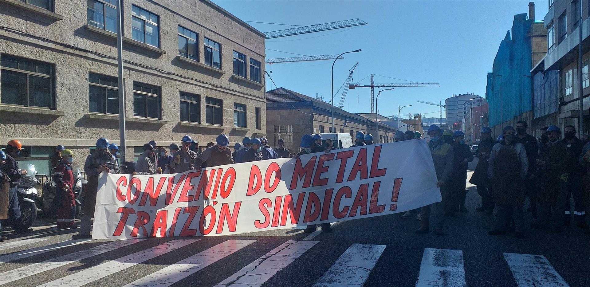Un grupo de trabajadores del metal, descontentos con los sindicatos, crean una plataforma. Un grupo de trabajadores del metal, descontentos con los sindicatos, crean una plataforma.