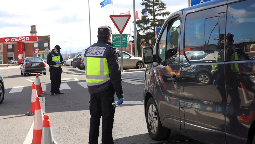 Fin del estado de alarma y confinamiento en Castilla - La Mancha, Andalucía, Cataluña, Madrid, restricciones y últimas noticias del coronavirus en España hoy Fin del estado de alarma y confinamiento en Castilla - La Mancha, Andalucía, Cataluña, Madrid, restricciones y últimas noticias del coronavirus en España hoy