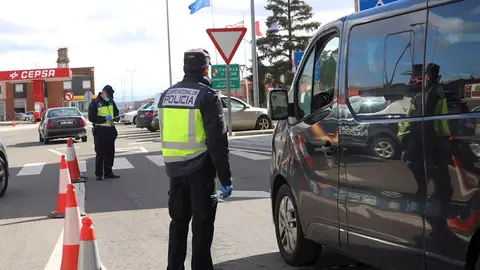 Fin del estado de alarma y confinamiento en Castilla - La Mancha, Andalucía, Cataluña, Madrid, restricciones y últimas noticias del coronavirus en España hoy Fin del estado de alarma y confinamiento en Castilla - La Mancha, Andalucía, Cataluña, Madrid, restricciones y últimas noticias del coronavirus en España hoy
