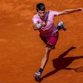 Carlos Alcaraz pasa a la cuarta ronda del US Open Carlos Alcaraz pasa a la cuarta ronda del US Open