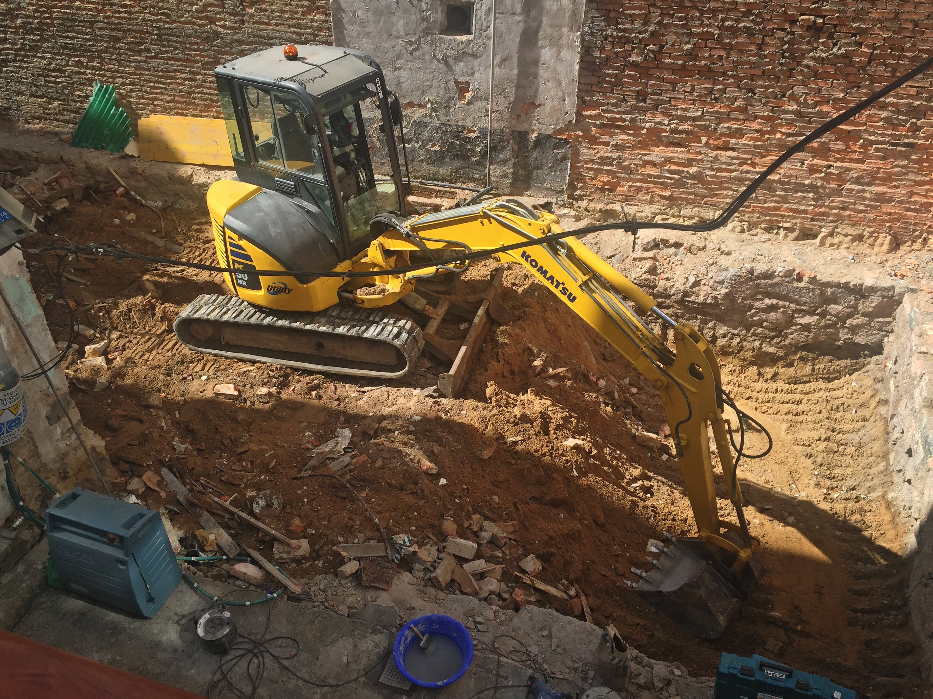 Marbella emplea un instrumento urbanístico para permitir grandes obras en casi medio millar de viviendas y naves Marbella emplea un instrumento urbanístico para permitir grandes obras en casi medio millar de viviendas y naves