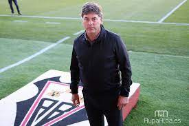 Fran Noguerol dirigirá al Albacete Balompié tras la destitución de Menéndez como entrenador Fran Noguerol dirigirá al Albacete Balompié tras la destitución de Menéndez como entrenador